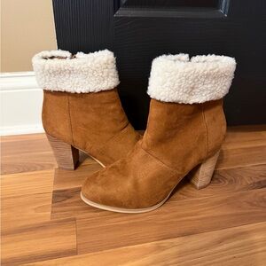 Women's Tan Suede Ankle Boots with Faux Fur Lining